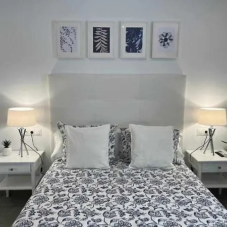 Xix C Morales & Arnal *